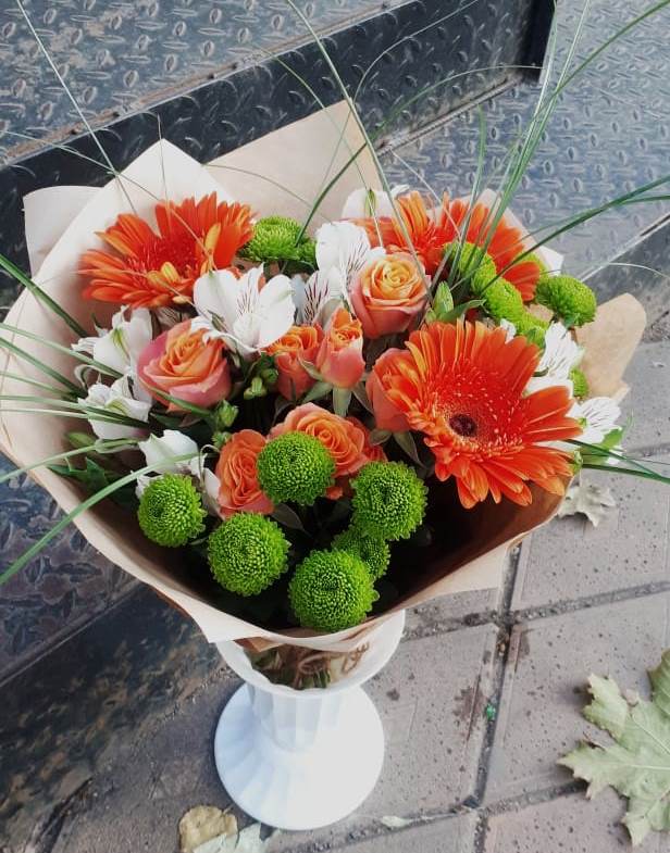 Букет цветов из: Герберы, Хризантемы, Альстромерии и Розы в Красино