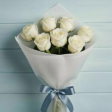 Букет 7 Белых роз Эдлесс Лав в Красино