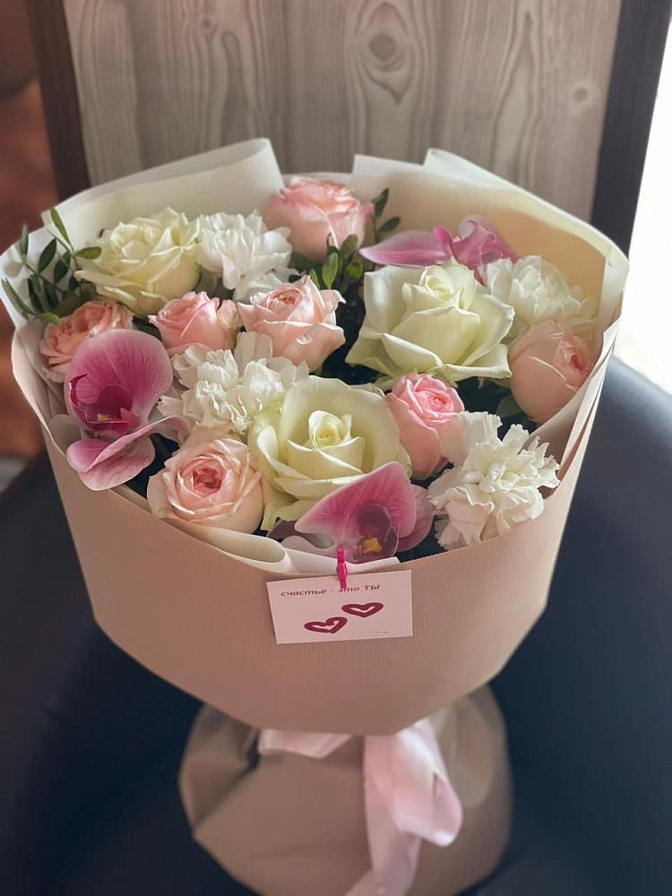 Букет цветов из: Орхидеи, Розы и Гвоздики в Красино