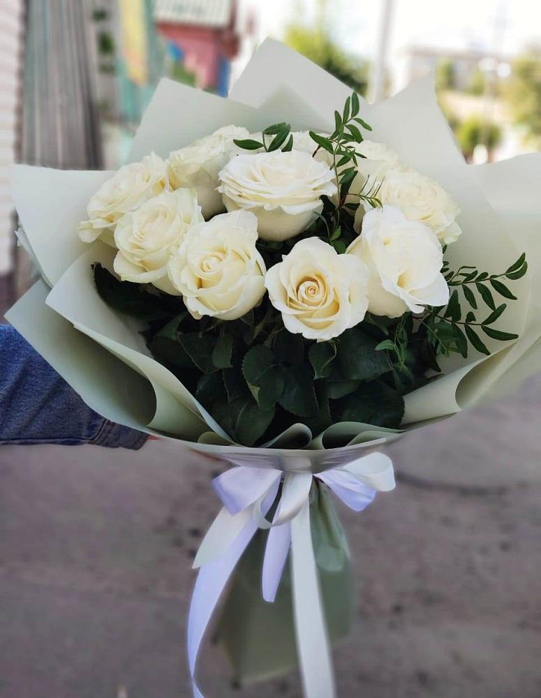 Букет Белые розы Проуд в Красино