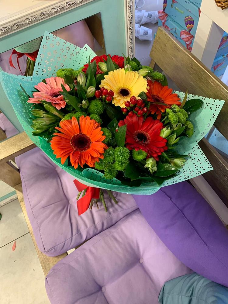 Букет цветов из: Герберы, Хризантемы и Альстромерии в Красино