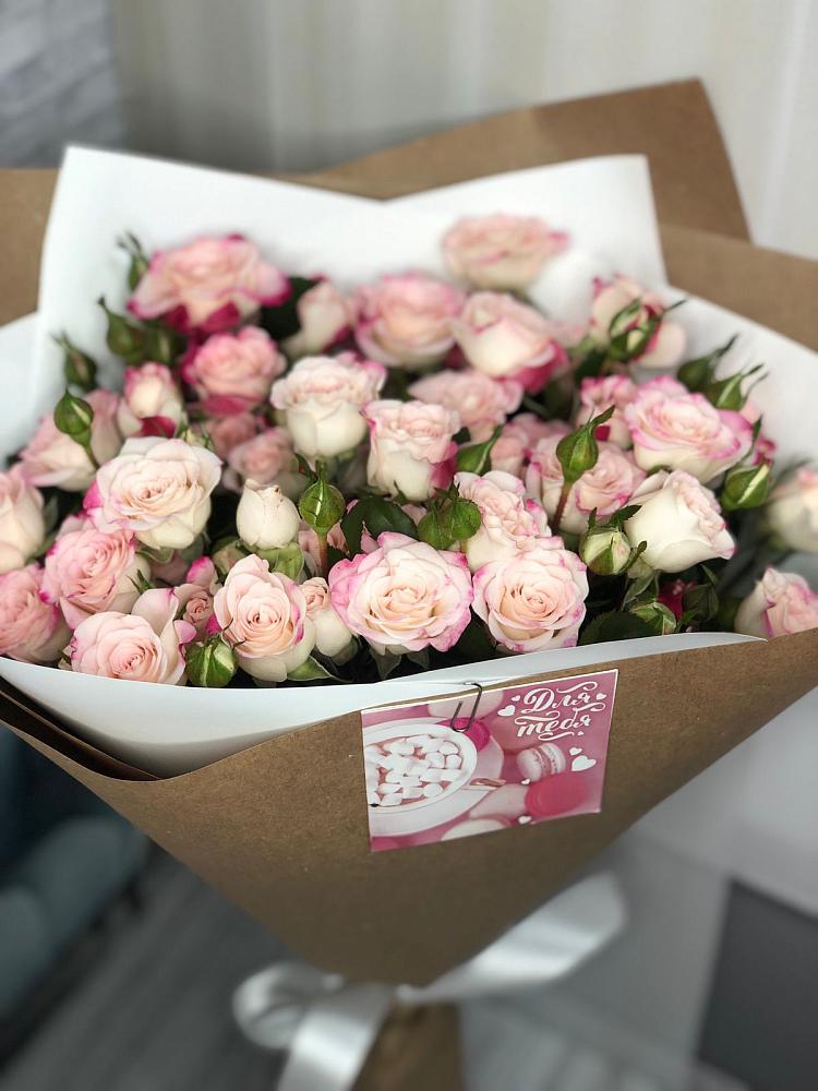 Букет цветов из: Розы в Красино