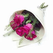 Букет цветов из:  Розы в Красино
