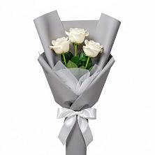 Букет 3 белые розы в Красино