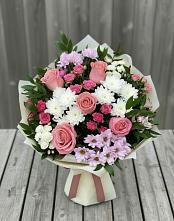 Букет цветов из:  Альстромерии, Гвоздики, Розы и Хризантемы в Красино