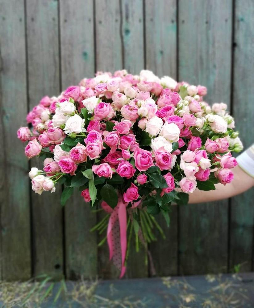 Букет Розовые кустовые розы Натали и Лав Лидия в Красино