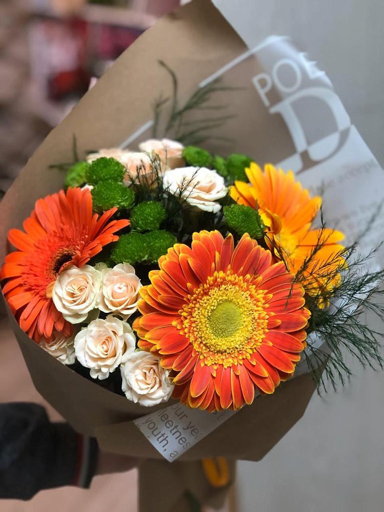 Букет цветов из: Герберы, Хризантемы и Розы в Красино