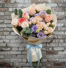 Букет цветов из:  Розы, Лизиантусы и Гвоздики #REPLACE_PRED# Красино