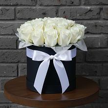 Цветочная композиция из Розы в шляпной коробке в Красино